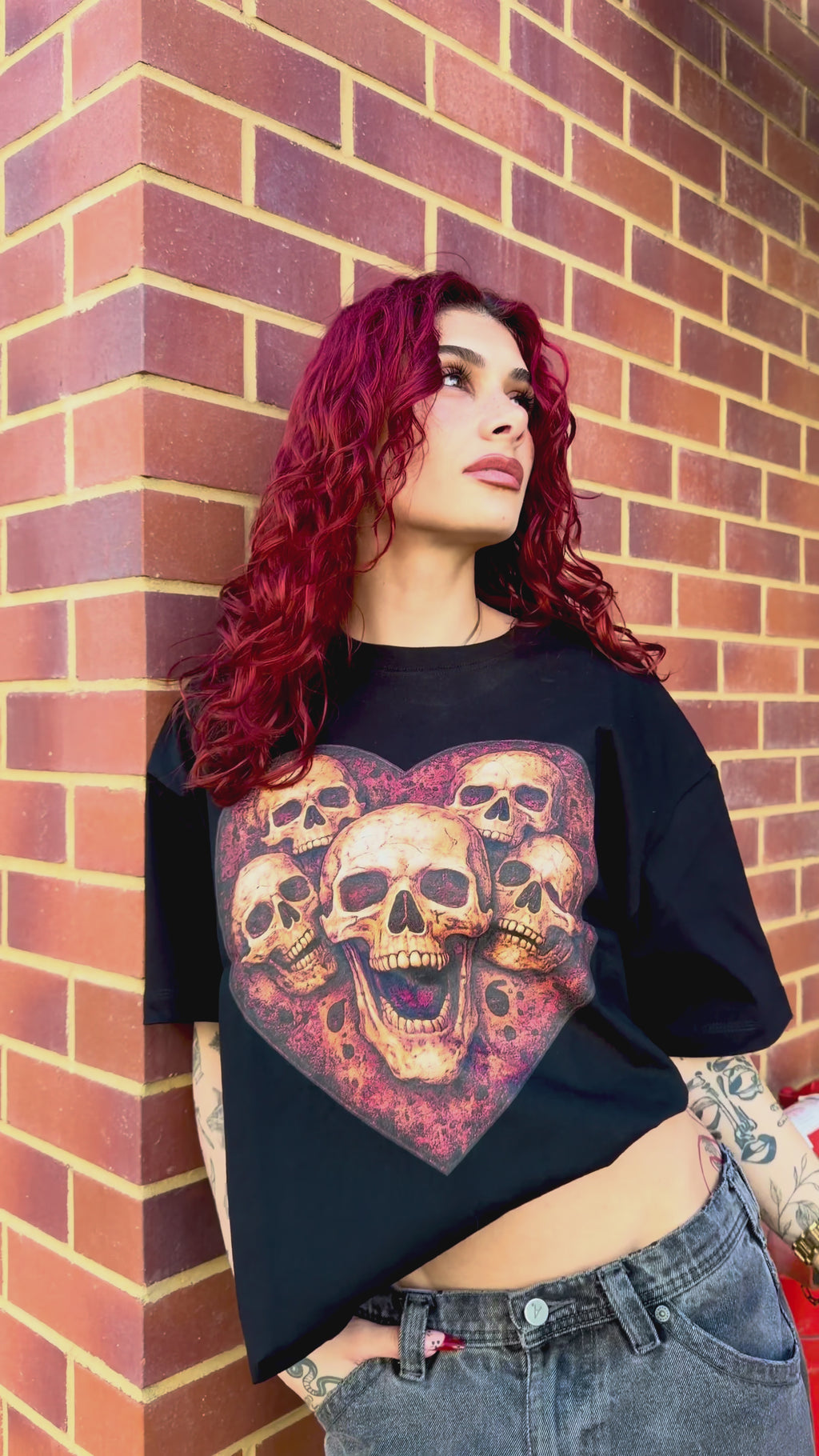 END OF WORLDS TEE (BLACK)